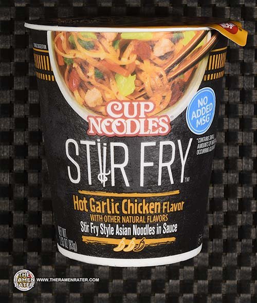 Cup Noodles Stir Fry Hot Garlic Chicken - Nissin Food